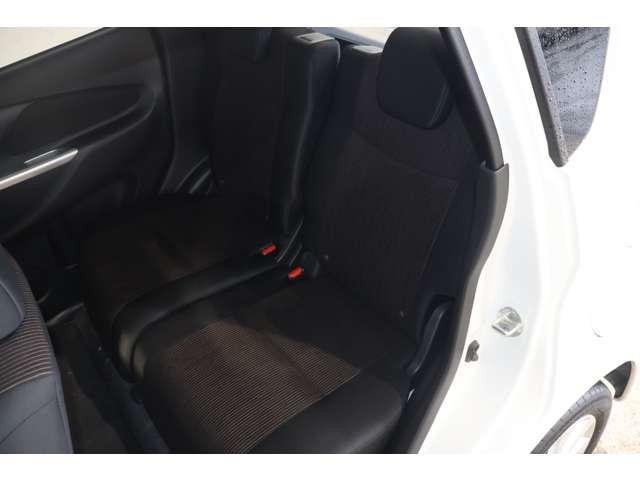 ｅＫカスタム Ｇ　メモリーナビ・フルセグＴＶ・バックカメラ　オ－トエアコン　スマ－トキ－　ナビ・ＴＶ　Ｂカメラ　キーレスキー　メモリーナビ　ベンチ　地デジＴＶ　アイドルストップ　ＤＶＤ　ＰＷ　ＡＢＳ　記録簿　パワステ（5枚目）