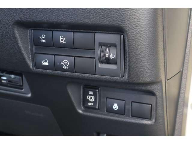 デリカミニ Ｔ　プレミアム　ディスプレイオーディオ・全周囲カメラ　ＥＴＣ車載器　ＬＥＤランプ　クルコン　キーレスエントリー　ＡＢＳ　エアバッグ　パワステ　ベンチシート　オートエアコン　ターボ車　フロントカメラ　バックカメラ（11枚目）