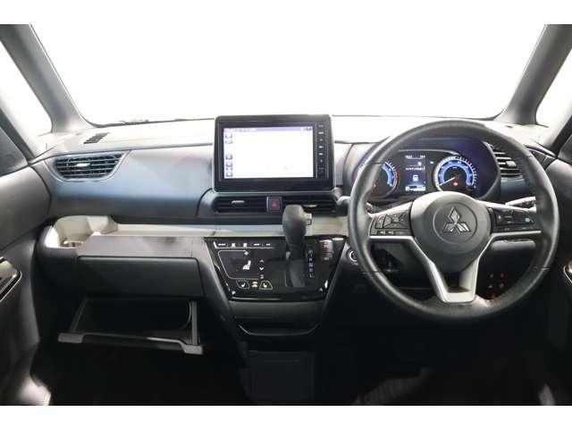 デリカミニ G プレミアム 9型ナビ・フルセグTV・全周囲カメラ 1オーナー LED Aクルコン シートヒーター ベンチシート エアコン コーナーセンサー パワステ アルミホイール キーレスエントリー エアバッグ スマートキー(3枚目)