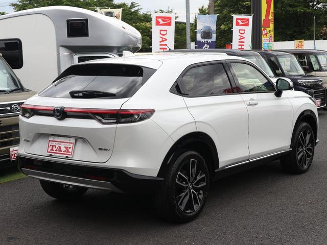 e:HEV Z 【低金利3.9%】オプション総額3.8万円 ブラインドスポットインフォメーション ホンダセンシング 路外逸脱抑制 LED パワーテールゲート リバース連動ドアミラー シートヒーター 純正18AW(7枚目)