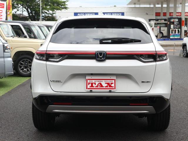 e:HEV Z 【低金利3.9%】オプション総額3.8万円 ブラインドスポットインフォメーション ホンダセンシング 路外逸脱抑制 LED パワーテールゲート リバース連動ドアミラー シートヒーター 純正18AW(10枚目)