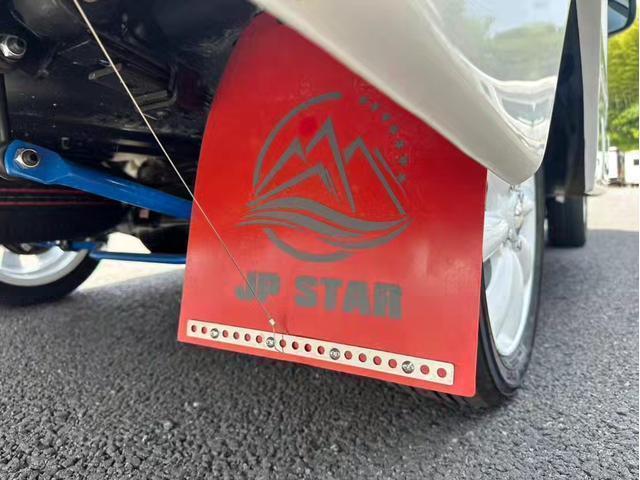 ハイゼットトラック 　【新車】ＪＰＳＴＡＲ－Ｈａｐｐｙ１＋／オプション総額８９．３万／エアコン／ヒーター／ＴＶ／冷蔵庫／リチウム４００／スタビ前後／リアショック／レンジ／換気扇／ドラレコ／ＥＴＣ／ＬａｌａＰａｌｍホイール（78枚目）
