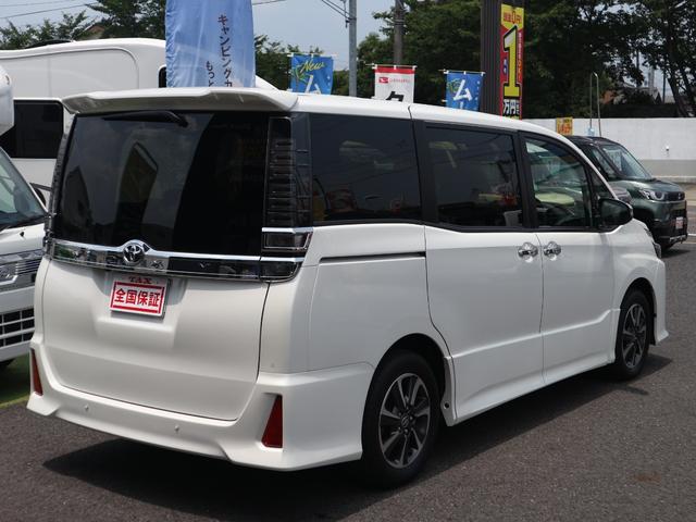 ヴォクシー ＺＳ　煌ＩＩＩ　アルパイン１１型ナビ／フルセグ／バックカメラ／Ｂｌｕｅｔｏｏｔｈ／両側Ｐスラ／ドラレコ／ＥＴＣ／禁煙車／ソナー／純正１６ＡＷ／スマートキー／ＨＤＭＩ／ハーフレザーシート／ＬＥＤライト／衝突軽減ブレーキ（10枚目）