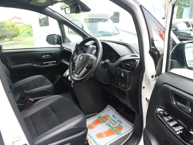 ヴォクシー ＺＳ　煌ＩＩＩ　アルパイン１１型ナビ／フルセグ／バックカメラ／Ｂｌｕｅｔｏｏｔｈ／両側Ｐスラ／ドラレコ／ＥＴＣ／禁煙車／ソナー／純正１６ＡＷ／スマートキー／ＨＤＭＩ／ハーフレザーシート／ＬＥＤライト／衝突軽減ブレーキ（12枚目）