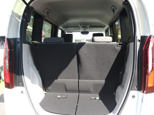 Ｎ－ＢＯＸ ベースグレード　特別塗装色／ナビ装着用スペシャルＰＫＧ／フルＬＥＤ／片側パワスラ／シートヒーター／ホンダセンシング／クルコン／パーキングセンサー／路外逸脱抑制／誤発進抑制／オートハイビーム／スマートキー（18枚目）