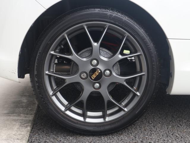 コペン ＧＲ　スポーツ　５速／オプションＨＫＳマフラー／ＢＢＳ１６インチＡＷ／純正ＲＥＣＡＲＯ／純正アルパインナビ／フルセグ／Ｂｌｕｅｔｏｏｔｈ／ＤＶＤ／ＥＴＣ２．０／スマートキー／ＬＥＤヘッド／シートヒーター／禁煙車（20枚目）