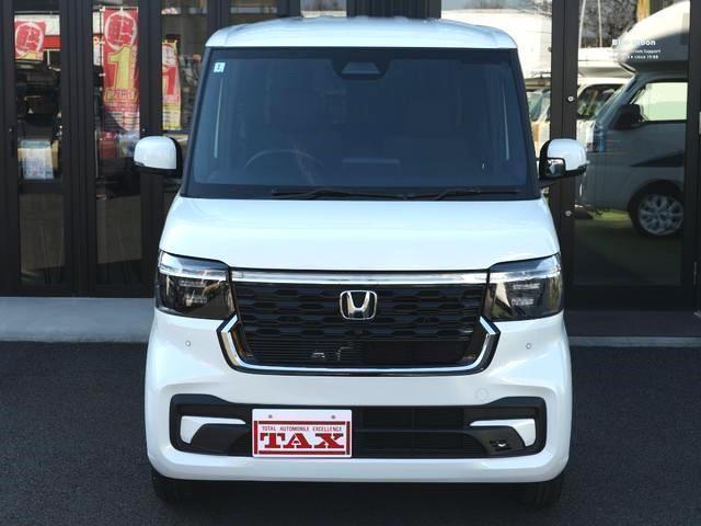 Ｎ－ＢＯＸカスタム ベースグレード　ホンダセンシング／ナビ装着用スペシャルパッケージ／電子制御パーキングブレーキ／片側パワースライドドア／ＬＥＤライト／シートヒーター／ＵＳＢ／クルコン／パーキングセンサー／スマートキー（10枚目）
