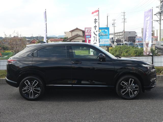 ヴェゼル ｅ：ＨＥＶ　Ｚ　現行型／ホンダセンシング／レーダークルーズ／ブラインドスポットモニター／オートハイビーム／ハンズフリーアクセスパワーテールゲート／禁煙車／ＬＥＤヘッド／シートヒーター／１８ＡＷ（10枚目）