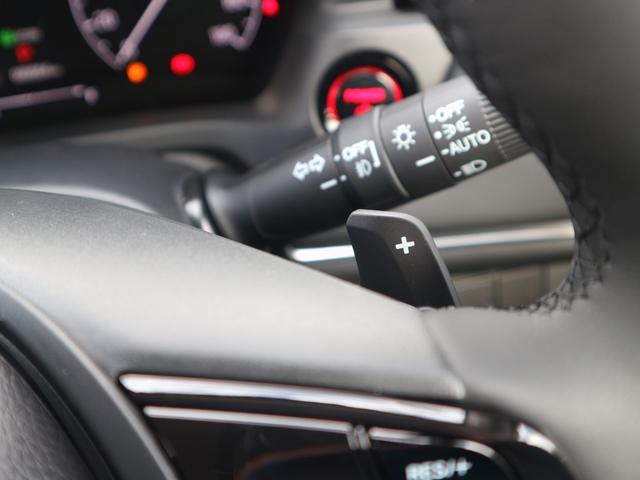 ヴェゼル ｅ：ＨＥＶ　Ｚ　現行型／ホンダセンシング／レーダークルーズ／ブラインドスポットモニター／オートハイビーム／ハンズフリーアクセスパワーテールゲート／禁煙車／ＬＥＤヘッド／シートヒーター／１８ＡＷ（29枚目）