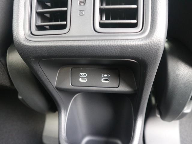 ヴェゼル ｅ：ＨＥＶ　Ｚ　現行型／ホンダセンシング／レーダークルーズ／ブラインドスポットモニター／オートハイビーム／ハンズフリーアクセスパワーテールゲート／禁煙車／ＬＥＤヘッド／シートヒーター／１８ＡＷ（33枚目）