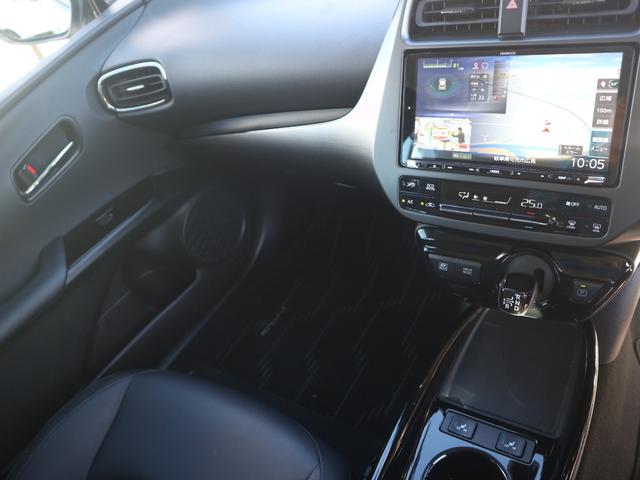 プリウス Ｓツーリングセレクション・ブラックエディション　モデリスタエアロ／９型ＳＤナビ／フルセグ／バックカメラ／Ｂｌｕｅｔｏｏｔｈ／ＣＤ・ＤＶＤ／黒革／前後ドラレコ／ＥＴＣ／シートヒーター／禁煙車／ソナー／デイライト／ＬＥＤライト／専用１７インチホイール（14枚目）