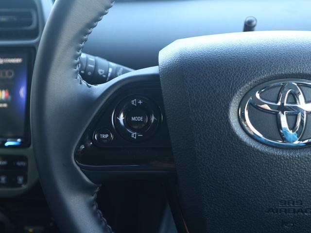 プリウス Ｓツーリングセレクション・ブラックエディション　モデリスタエアロ／９型ＳＤナビ／フルセグ／バックカメラ／Ｂｌｕｅｔｏｏｔｈ／ＣＤ・ＤＶＤ／黒革／前後ドラレコ／ＥＴＣ／シートヒーター／禁煙車／ソナー／デイライト／ＬＥＤライト／専用１７インチホイール（26枚目）