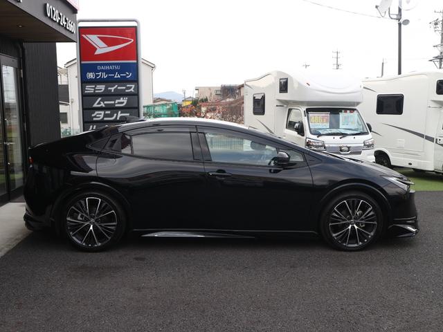 プリウス Z モデリスタNEOADVANCESTYLE/12.3型ナビ/TV/パノラマルーフ/パノラミックビューM/デジタルインナーミラー/BSM/黒革/ETC2.0/前後ドラレコ/パワーバックドア/シートヒーター(11枚目)