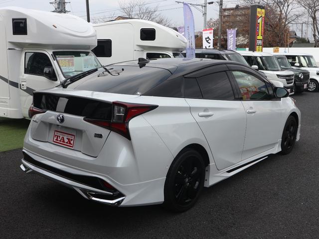 プリウス Aツーリングセレクション・ブラックエディション モデリスタエアロ/8型ナビ/フルセグ/パノラミックビューM/黒革/パワーシート/ブラインドスポットモニター/禁煙車/パーキングアシスト/ドラレコ/ETC2.0/ソナー/アダプティブクルーズコントロール(11枚目)