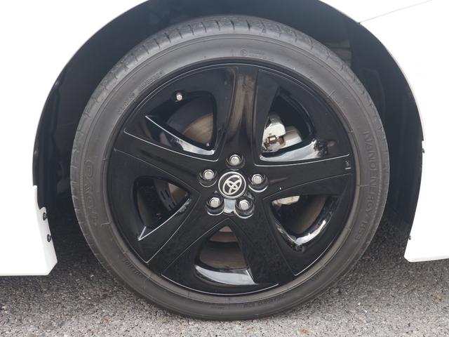 プリウス Aツーリングセレクション・ブラックエディション モデリスタエアロ/8型ナビ/フルセグ/パノラミックビューM/黒革/パワーシート/ブラインドスポットモニター/禁煙車/パーキングアシスト/ドラレコ/ETC2.0/ソナー/アダプティブクルーズコントロール(19枚目)