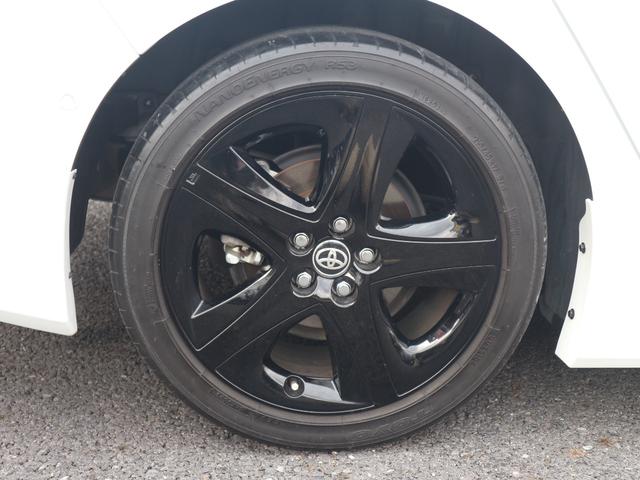 プリウス Aツーリングセレクション・ブラックエディション モデリスタエアロ/8型ナビ/フルセグ/パノラミックビューM/黒革/パワーシート/ブラインドスポットモニター/禁煙車/パーキングアシスト/ドラレコ/ETC2.0/ソナー/アダプティブクルーズコントロール(20枚目)