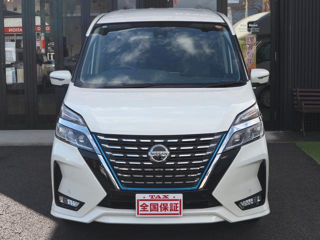 セレナ ｅ－パワー　ハイウェイスターＶ　純正１０型ナビ／フルセグ／アラウンドビューモニター／フリップダウンモニター／Ｂｌｕｅｔｏｏｔｈ／ＣＤ・ＤＶＤ／ワンオーナー／両側パワスラ／プロパイロット／ＢＳＭ／ＥＴＣ／ドラレコ／禁煙車／ＬＥＤライト（8枚目）