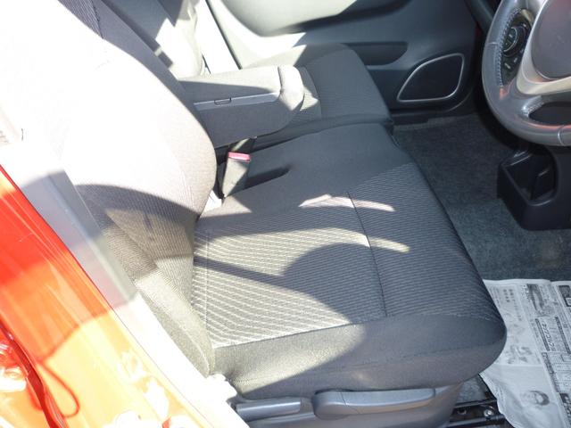 ワゴンRスティングレー X オートライト HID スマートキー アイドリングストップ ベンチシート CVT 盗難防止システム ABS CD ミュージックプレイヤー接続可 アルミホイール 衝突安全ボディ エアコン(6枚目)