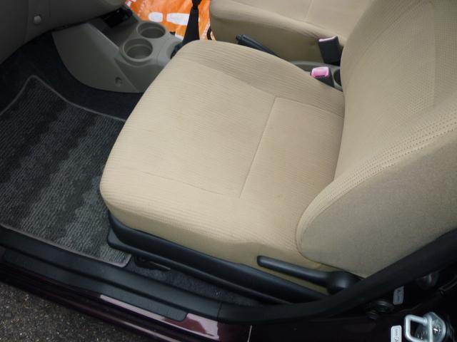 ミラ Ｘスペシャル　ＥＴＣ　キーレスエントリー　ＭＴ　盗難防止システム　ＡＢＳ　ＣＤ　ミュージックプレイヤー接続可　衝突安全ボディ　エアコン　パワーステアリング　パワーウィンドウ（7枚目）