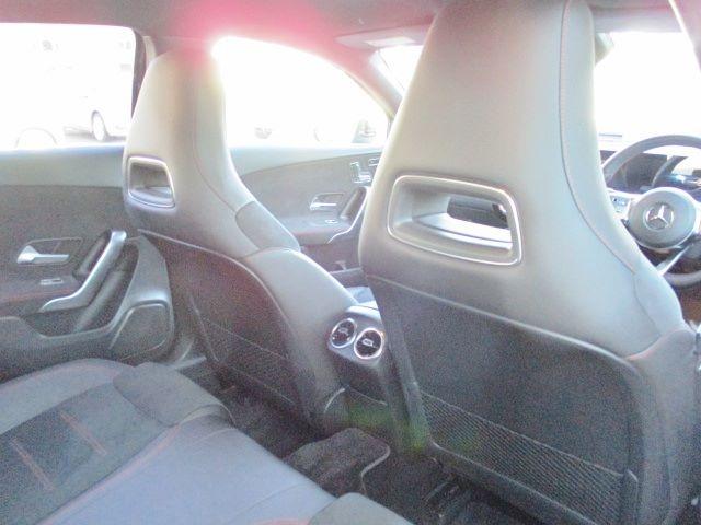 Aクラス A180 スタイル AMGライン レーダーセーフティP ナビゲーションP バックカメラ Bluetooth LEDヘッド スマートキー レーダークルーズ 半革シート シートヒーター 横滑り防止装置 ドラレコ オートAC 純正18アルミ(17枚目)