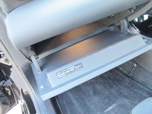 Aクラス A180 スタイル AMGライン レーダーセーフティP ナビゲーションP バックカメラ Bluetooth LEDヘッド スマートキー レーダークルーズ 半革シート シートヒーター 横滑り防止装置 ドラレコ オートAC 純正18アルミ(41枚目)