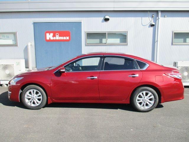 ティアナ ＸＬ　ナビＡＶＭパッケージ　衝突被害軽減ブレーキ　純正ナビ　Ｂｌｕｅｔｏｏｔｈ　ＨＩＤヘッド　スマートキー　アラウンドビューモニター　パワーシート　助手席パワーオットマン　クルコン　横滑り防止装置　オートＡＣ　純正１６アルミ（7枚目）