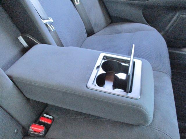 ティアナ ＸＬ　ナビＡＶＭパッケージ　衝突被害軽減ブレーキ　純正ナビ　Ｂｌｕｅｔｏｏｔｈ　ＨＩＤヘッド　スマートキー　アラウンドビューモニター　パワーシート　助手席パワーオットマン　クルコン　横滑り防止装置　オートＡＣ　純正１６アルミ（39枚目）