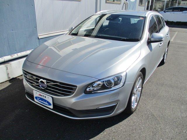 V60 T4 SE 衝突被害軽減ブレーキ 純正HDDナビ バックカメラ Bluetooth HIDヘッド スマートキー 本革パワーシート レーダークルーズ 横滑り防止装置 オートAC 純正17アルミ 正規ディーラー車(2枚目)