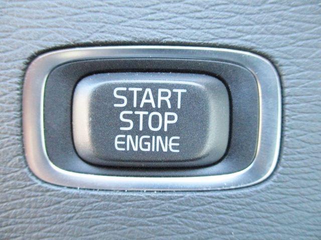 V60 T4 SE 衝突被害軽減ブレーキ 純正HDDナビ バックカメラ Bluetooth HIDヘッド スマートキー 本革パワーシート レーダークルーズ 横滑り防止装置 オートAC 純正17アルミ 正規ディーラー車(32枚目)