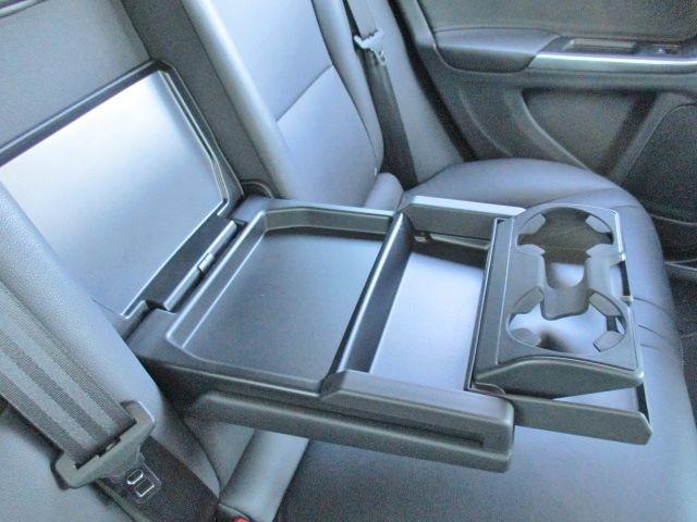 V60 T4 SE 衝突被害軽減ブレーキ 純正HDDナビ バックカメラ Bluetooth HIDヘッド スマートキー 本革パワーシート レーダークルーズ 横滑り防止装置 オートAC 純正17アルミ 正規ディーラー車(43枚目)