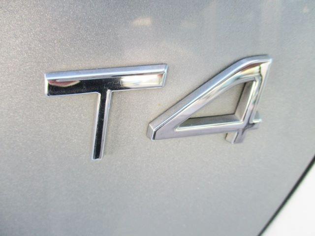 V60 T4 SE 衝突被害軽減ブレーキ 純正HDDナビ バックカメラ Bluetooth HIDヘッド スマートキー 本革パワーシート レーダークルーズ 横滑り防止装置 オートAC 純正17アルミ 正規ディーラー車(46枚目)