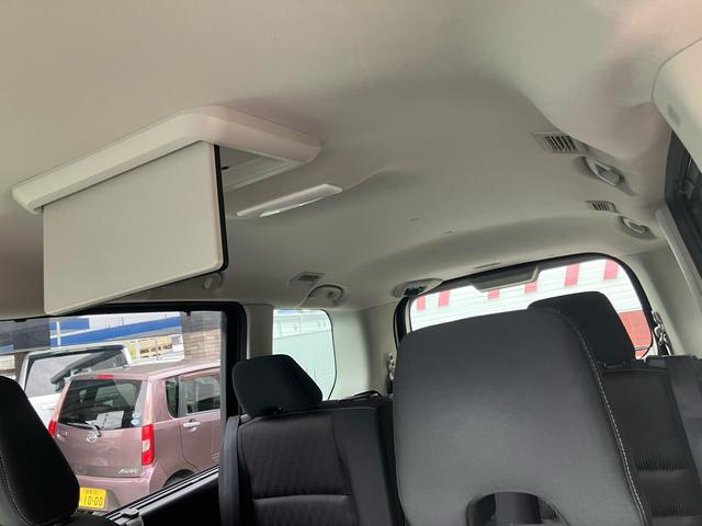 セレナ ハイウェイスター　Ｖセレクション　両側電動スライドドア　８型純正ナビ　フリップダウンモニター　全周囲カメラ　ドラレコ　ＥＴＣ　自動駐車アシスト　８人乗り　後部座席テーブル　サンシェード　サーキュレーター　ＬＥＤヘッドライト　衝突軽減（22枚目）