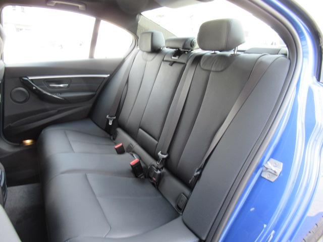 318i Mスポーツブラックレザーウッド18AW 認定中古車(14枚目)