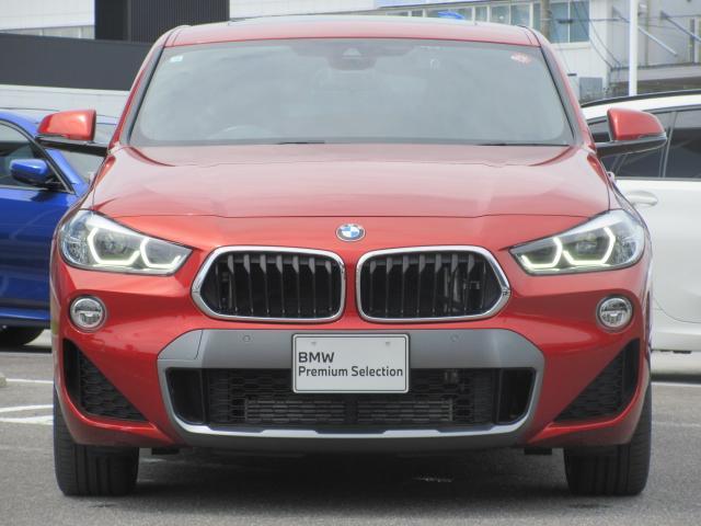 Ｘ２ ｘＤｒｉｖｅ　２０ｉ　ＭスポーツＸ　ＬＥＤヘッドライト　コンフォートアクセス　デビューパッケージ　セレクトパッケージ　モカレザーシート　シートヒーター　２０ＡＷ　禁煙　ワンオーナー（5枚目）