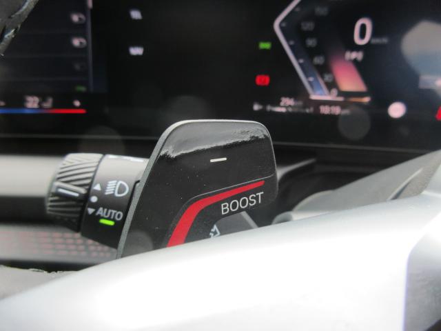 ２シリーズ ２２０ｄグランクーペ　Ｍスポーツハイラインパッケージ　テクノロジーパッケージ　禁煙　デモカー　カーブドディスプレイナビゲーション　シートヒーター　全周囲カメラ（28枚目）