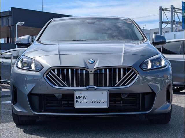 １シリーズ １２０ｄ　ハイラインパッケージ　ハイラインパッケージ　テクノロジーパッケージ　１７ＡＷ　禁煙　デモカー　　カーブドディスプレイナビゲーション　シートヒーター　アップルカープレイ対応　アクティブクルーズコントロール（4枚目）