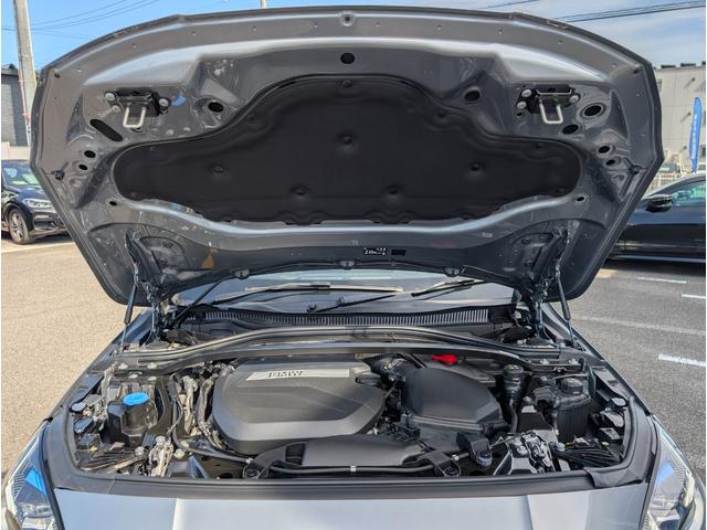 １シリーズ １２０ｄ　ハイラインパッケージ　ハイラインパッケージ　テクノロジーパッケージ　１７ＡＷ　禁煙　デモカー　　カーブドディスプレイナビゲーション　シートヒーター　アップルカープレイ対応　アクティブクルーズコントロール（8枚目）