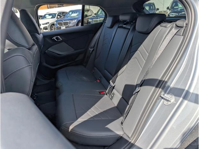１シリーズ １２０ｄ　ハイラインパッケージ　ハイラインパッケージ　テクノロジーパッケージ　１７ＡＷ　禁煙　デモカー　　カーブドディスプレイナビゲーション　シートヒーター　アップルカープレイ対応　アクティブクルーズコントロール（33枚目）