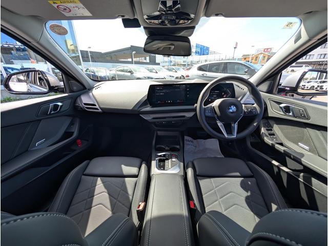 １シリーズ １２０ｄ　ハイラインパッケージ　ハイラインパッケージ　テクノロジーパッケージ　１７ＡＷ　禁煙　デモカー　　カーブドディスプレイナビゲーション　シートヒーター　アップルカープレイ対応　アクティブクルーズコントロール（41枚目）