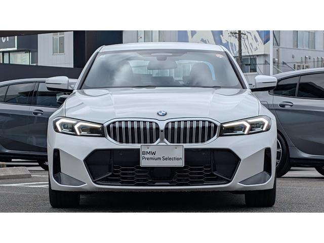 ３シリーズ ３２０ｄ　ｘＤｒｉｖｅ　Ｍスポーツ　カーブドディスプレイナビゲーション　１８ＡＷ　禁煙　デモカー　　シートヒーター　アップルカープレイ対応　アクティブクルーズコントロール（4枚目）