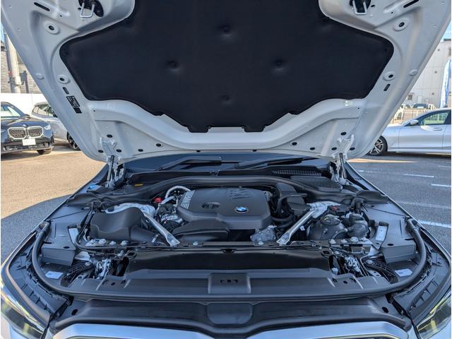 5シリーズ 523d xDriveツーリング Mスポーツ ドライビングパッケージ 20AW 禁煙 デモカー カーブドディスプレイナビゲーション シートヒーター 全周囲カメラ アクティブクルーズコントロール(9枚目)