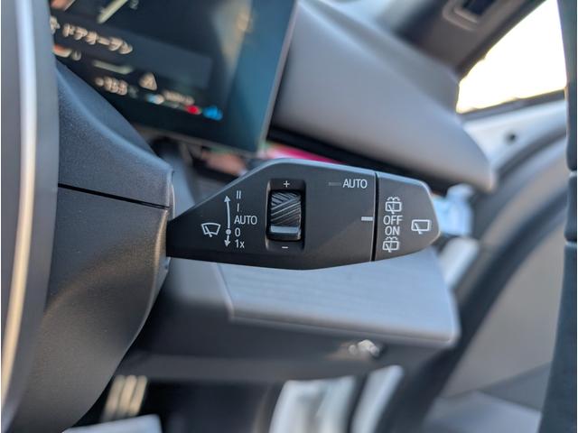 5シリーズ 523d xDriveツーリング Mスポーツ ドライビングパッケージ 20AW 禁煙 デモカー カーブドディスプレイナビゲーション シートヒーター 全周囲カメラ アクティブクルーズコントロール(29枚目)