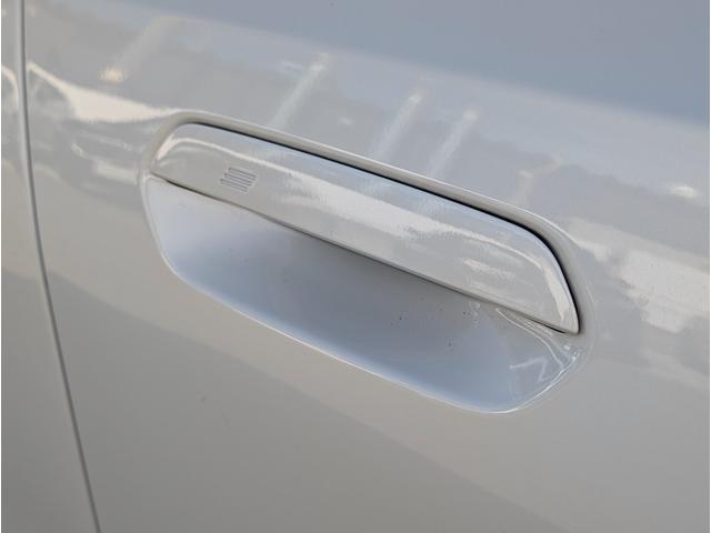 5シリーズ 523d xDrive Mスポーツ コンフォートドライビングパッケージ 19AW 禁煙 デモカー カーブドディスプレイナビゲーション 全周囲カメラ アクティブクルーズコントロール(11枚目)