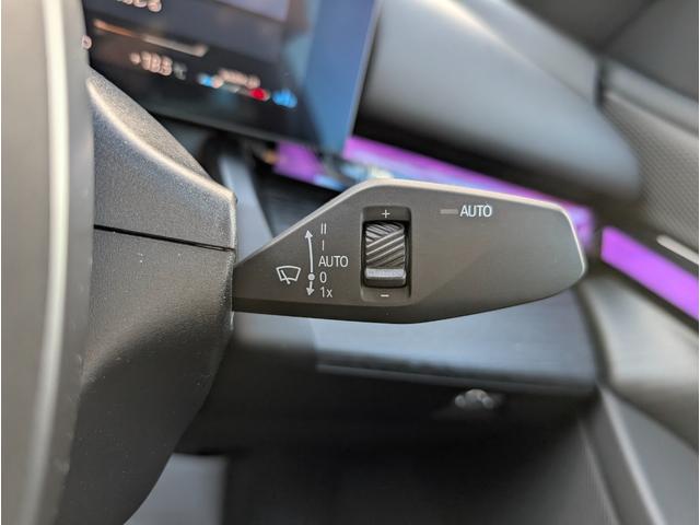 5シリーズ 523d xDrive Mスポーツ コンフォートドライビングパッケージ 19AW 禁煙 デモカー カーブドディスプレイナビゲーション 全周囲カメラ アクティブクルーズコントロール(27枚目)