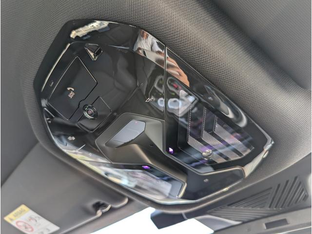 5シリーズ 523d xDrive Mスポーツ コンフォートドライビングパッケージ 19AW 禁煙 デモカー カーブドディスプレイナビゲーション 全周囲カメラ アクティブクルーズコントロール(45枚目)