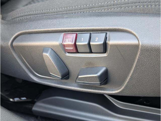 １シリーズ １１８ｄ　プレイ　タイヤ４本新品交換／純正ナビゲーション／バックカメラ／１７ＡＷ／禁煙／アクティブクルーズコントロール／ＬＥＤヘッドライト／コンフォートアクセス（28枚目）