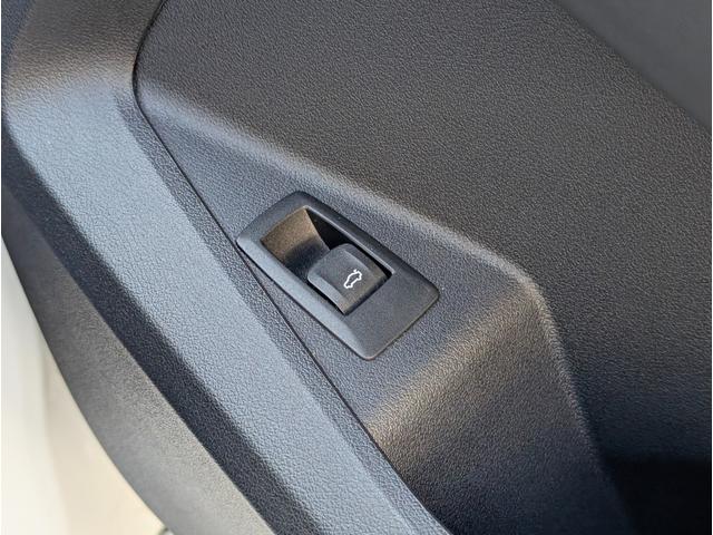 １シリーズ １１８ｄ　プレイ　タイヤ４本新品交換／純正ナビゲーション／バックカメラ／１７ＡＷ／禁煙／アクティブクルーズコントロール／ＬＥＤヘッドライト／コンフォートアクセス（44枚目）