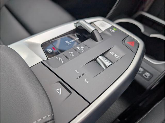 Ｘ１ ｓＤｒｉｖｅ　１８ｉ　Ｍスポーツ　ハイラインパッケージ／テクノロジーパッケージ／カーブドディスプレイナビゲーション／シートヒーター／全周囲カメラ／アクティブクルーズコントロール／１８ＡＷ／禁煙／デモカー（22枚目）