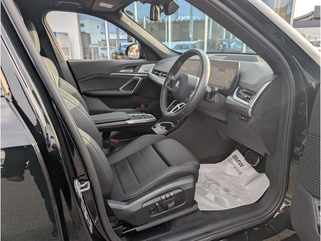 Ｘ１ ｓＤｒｉｖｅ　１８ｉ　Ｍスポーツ　ハイラインパッケージ／テクノロジーパッケージ／カーブドディスプレイナビゲーション／シートヒーター／全周囲カメラ／アクティブクルーズコントロール／１８ＡＷ／禁煙／デモカー（32枚目）