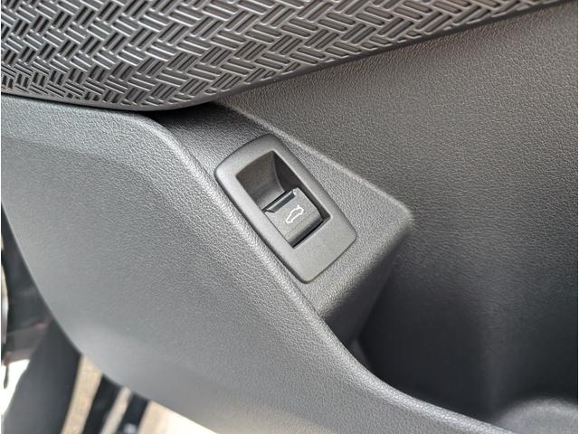 Ｘ１ ｓＤｒｉｖｅ　１８ｉ　Ｍスポーツ　ハイラインパッケージ／テクノロジーパッケージ／カーブドディスプレイナビゲーション／シートヒーター／全周囲カメラ／アクティブクルーズコントロール／１８ＡＷ／禁煙／デモカー（49枚目）